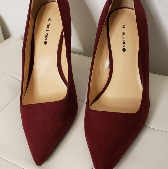 Maroon Heels - Picture 5 of 5